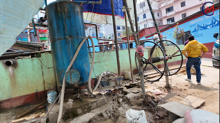 चन्द्रागिरि –८ मा रहेका निजी बोरिङमा वडा कार्यालयको अनुगमन